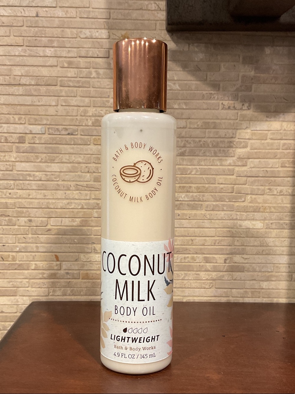 Bath & Body Works Coconut Milk Body Oil 4.9 oz